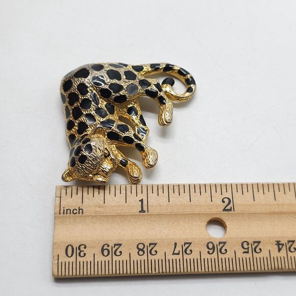 Vintage Unsigned Enamel Leopard Brooch Pendant Cheetah Jaguar - Picture 4 of 4